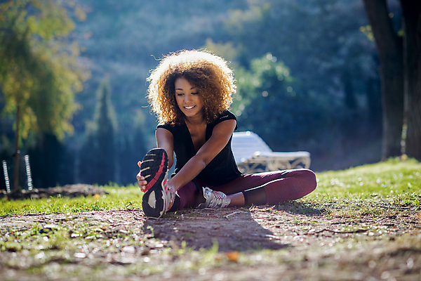 포토 JPG 해외이미지 전신 서양인 라이프스타일 여자 행복 한명 성인 야외 조깅 스트레칭 마라톤 달리기선수 성인여자한명만 해외포토 외국인 1 감정 사람 경기 생활 운동 육상스포츠 육상선수 여자한명만 성인여자만 파일형식 이미지허브
