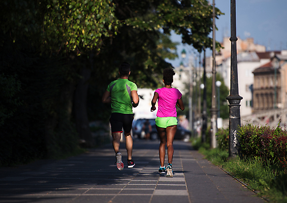 포토 JPG 해외이미지 전신 백인 라이프스타일 커플 여자 남자 행복 흑인 아침 함께함 성인 야외 두명 뒷모습 달리기 조깅 맑음 마라톤 달리기선수 성인만 해외포토 주간 서양인 감정 뷰포인트 컨셉 관계 모션 날씨 사람 경기 생활 운동 육상스포츠 육상선수 파일형식 이미지허브