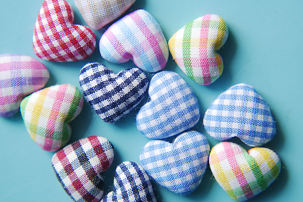 포토 JPG 해외이미지 모양 디자인 백그라운드 컨셉 친절 건강 사람없음 장식 빨간색 희망 도움 보호 주기 보험 기부 신앙심 지원 헬프 카피스페이스 해외포토 감정 컬러 모션 공백 파일형식 이미지허브