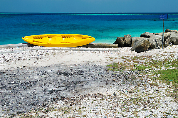 포토 JPG 해외이미지 모래 바다 섬 여행 자연 하늘 휴가 휴식 풍경 사람없음 목재 물 여름 파란색 컬러풀 노란색 흰색 만 보트 휴양지 몰디브 이국적 탄자니아 터키석 파라다이스 해외포토 자연요소 나무 계절 아시아 컬러 컨셉 배_교통 재료 아프리카 장소 보석 생태계 파일형식 이미지허브