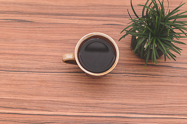 포토 JPG 해외이미지 라이프스타일 디자인 커피 음료 음식 백그라운드 컨셉 탁자 아침 사람없음 목재 컵 갈색 우주 검은색 카페 머그컵 흰색 신선 뜨거움 아침식사 정상 질감 아로마 카푸치노 에스프레소 카페인 스타일 해외포토 주간 나무 식기 컬러 가구 재료 생활 상점 식사 파일형식 이미지허브