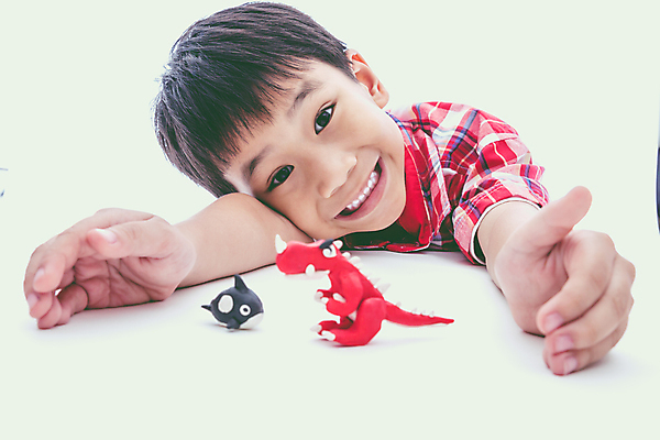 포토 JPG 해외이미지 스튜디오촬영 교육 행복 어린이 상상 놀이 성공 기술 창조 미술 한명 미소 사람 동양인 소년 학습 컬러풀 장난감 유치원 수확 업무 흰배경 복고 반죽 쇼 점토 수공예 개발 수평선 해외포토 1 남자 감정 컬러 백그라운드 컨셉 농업 문화예술 실내 표정 인종 흰색 작업 공예 파일형식 이미지허브