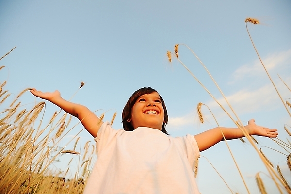 포토 JPG 해외이미지 백인 라이프스타일 계절 행복 음료 어린이 백그라운드 밭 자연 벽지 놀이 하늘 씨앗 한명 사람 풍경 소년 야외 물 여름 농작물 컬러풀 태양 노란색 맑음 일몰 기쁨 에너지 자유 수확 가을 신선 클래식 밀 순수 복고 긍정 파종 카피스페이스 해외포토 자연요소 서양인 식물 1 남자 감정 컬러 컨셉 농업 날씨 곡류 생활 노을 농사 공백 생태계 파일형식 이미지허브
