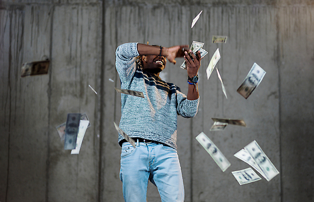 포토 JPG 해외이미지 남자 지폐 날리기 한명 상반신 성인 앞모습 던지기 성인남자한명만 플렉스 해외포토 1 뷰포인트 돈 모션 사람 신조어 남자한명만 성인남자만 파일형식 이미지허브