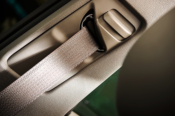 포토 JPG 해외이미지 의자 교통시설 자동차 실내 건강 안전 사람없음 내부 세로 운전 벨트 티켓 운전사 가죽 천 법 승객 클릭 보험 자동 해외포토 직업 잡화 육상교통 가구 교통 모션 직물 시설 파일형식 이미지허브