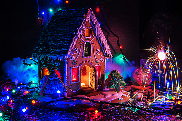 포토 JPG 해외이미지 크리스마스 폭죽 실내 사람없음 빛 쿠키 어둠 과자집 해외포토 기념일 디저트 내부 파일형식 이미지허브