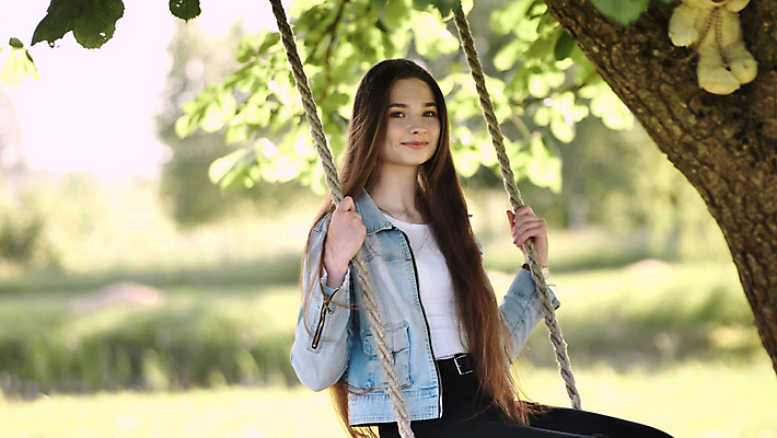 포토 JPG 해외이미지 나무 백인 1 라이프스타일 공원 행복 어린이 밧줄 포즈 백그라운드 자연 놀이 하늘 휴가 휴식 한명 미소 사람 앉기 야외 목재 물 여름 일몰 활발 기쁨 낭만 게임 저녁 그네 싱글 고립 해외포토 자연요소 서양인 식물 계절 공공시설 감정 줄 컨셉 재료 모션 표정 생활 노을 야간 생태계 파일형식 이미지허브