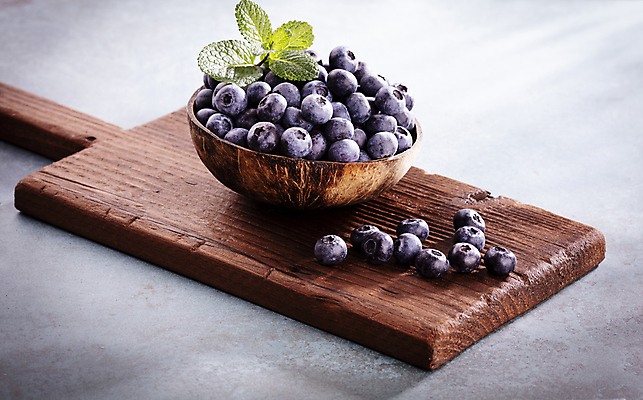 포토 JPG 해외이미지 식물 열매 음식 백그라운드 농업 다이어트 과일 자연 디저트 건강 사람없음 목재 파란색 그룹 사발 달콤 맛 먹기 유기농 블루베리 날것 흙더미 내추럴 숙성 채식주의자 맛있는 해외포토 나무 웰빙 산업 컬러 컨셉 재료 모션 흙 사기그릇 생태계 채식 파일형식 더미 이미지허브