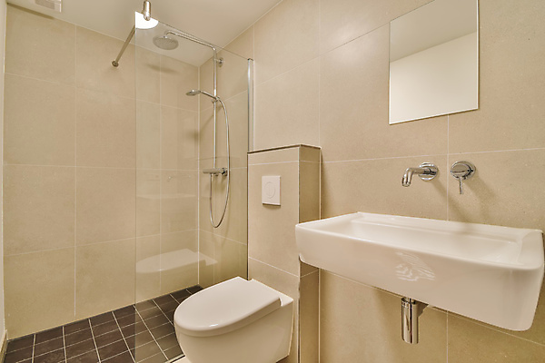 포토 JPG 해외이미지 실내 사람없음 인테리어 거울 욕실 세면대 화장실 심플 샤워기 변기 샤워실 해외포토 디자인 내부 샤워시설 파일형식 이미지허브