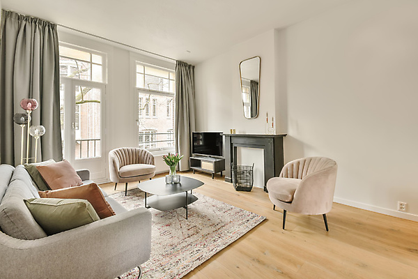 포토 JPG 해외이미지 거실 의자 창문 탁자 실내 사람없음 인테리어 소파 꽃병 텔레비전 카펫 거울 커튼 벽난로 심플 해외포토 디자인 꽃 가구 내부 전자제품 파일형식 이미지허브