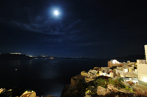 포토 JPG 해외이미지 바다 건축양식 밤하늘 하늘 주택 사람없음 야외 빛 달 야간 산토리니 해외포토 자연요소 건축 건물 그리스 파일형식 이미지허브