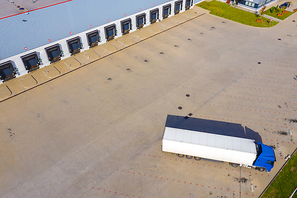 포토 JPG 해외이미지 식물 산업 도로 교통수단 비즈니스 공장 교통시설 자동차 안테나 사람없음 건물 글로벌 쌓기 상점 화물 도시 고속도로 역 제조 주식 화물선 창고 무역 상업 마차 수납 짐차 트레일러 슈퍼마켓 로딩 터미널 해외포토 건축물 길 육상교통 교통 배_교통 통신 공업 모션 금융 운송업 시설 파일형식 이미지허브