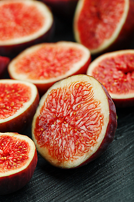 포토 JPG 해외이미지 음식 조각 백그라운드 다이어트 과일 재료 부분 자연 탁자 디저트 건강 씨앗 사람없음 빨간색 초록색 여름 보라색 흰색 신선 그룹 달콤 맛 정상 자르기 유기농 날것 슬라이스 비타민 무화과 내추럴 숙성 이국적 채식주의자 비건 해외포토 식물 웰빙 계절 컬러 가구 컨셉 모션 생태계 채식 영양소 파일형식 이미지허브