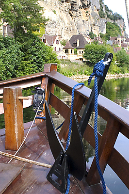 포토 JPG 해외이미지 풍경 사람없음 강 산책 프랑스 보트 역사 서비스 무역 네비게이션 해외포토 유럽 산업 배_교통 휴식 파일형식 이미지허브