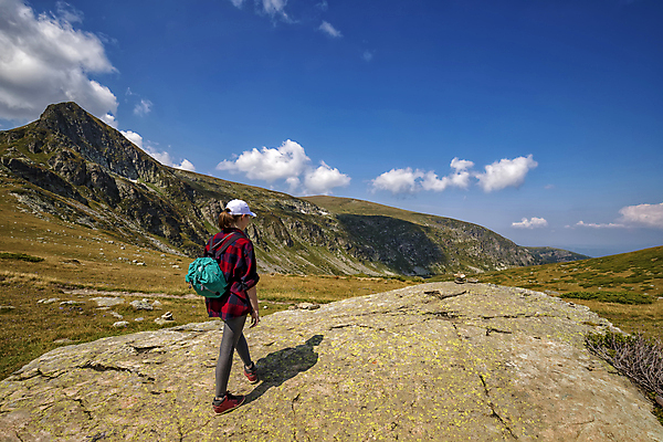 포토 JPG 해외이미지 공원 유럽 여행 백그라운드 자연 하늘 휴가 산 파노라마 사람 사람없음 야외 파란색 뷰티 여행객 평화 걷기 환경 계곡 침묵 트래킹 하이킹 자유 언덕 내추럴 웅장함 절정 하이커 해외포토 공공시설 나라 컬러 컨셉 모션 레저 촬영기법 소리 생태계 파일형식 이미지허브