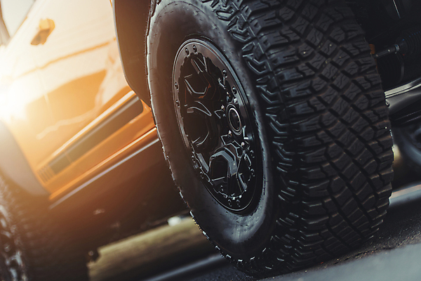 포토 JPG 해외이미지 스포츠 교통시설 자동차 표면 사람없음 공연 운전 바퀴 묘사 타이어 진흙 자동 해외포토 육상교통 교통 모션 이벤트 시설 파일형식 이미지허브