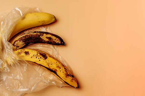 포토 JPG 해외이미지 음식 백그라운드 다이어트 가방 과일 재료 바나나 건강 사람없음 노란색 재활용 투명 오염 달콤 아침식사 플라스틱 자르기 다발 유기농 서식 채식 갈기 칼로리 문제 비타민 내추럴 고립 고체 생태학 숙성 썩음 지구의날 맛있는 해외포토 웰빙 잡화 교육 기념일 컬러 모션 재질 식사 맛 친환경 영양소 파일형식 이미지허브