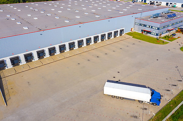 포토 JPG 해외이미지 식물 산업 도로 교통수단 비즈니스 공장 교통시설 자동차 안테나 사람없음 건물 글로벌 쌓기 상점 화물 도시 고속도로 역 제조 주식 화물선 창고 무역 상업 마차 수납 짐차 트레일러 슈퍼마켓 로딩 터미널 해외포토 건축물 길 육상교통 교통 배_교통 통신 공업 모션 금융 운송업 시설 파일형식 이미지허브