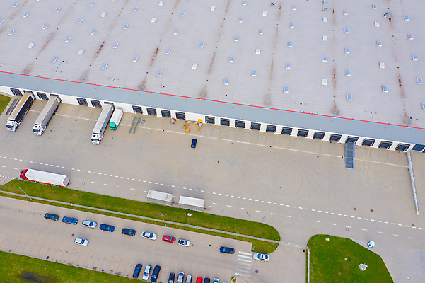 포토 JPG 해외이미지 산업 도로 비즈니스 교통시설 모션 안테나 사람없음 건물 화물 상품 주식 교차로 창고 상업 머리위 지역 트랙터 수납 짐차 무거움 트레일러 슈퍼마켓 수입 조감도 터미널 해외포토 건축물 길 교통 통신 자동차 금융 상점 운송업 무게 농기계 시설 특수차량 파일형식 이미지허브