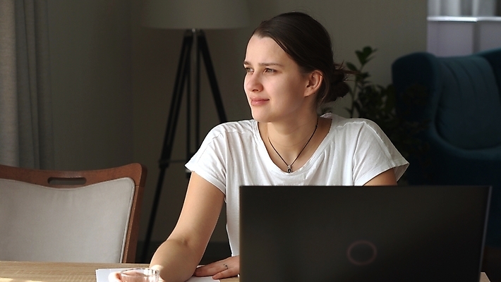 포토 JPG 해외이미지 직업 손 디자인 커플 응시 여자 종이 얼굴 커피 백그라운드 인터넷 비즈니스 통신 탁자 성공 노동자 주택 실내 한명 사람 성인 노트북 스마트폰 쇼핑 스터디 컴퓨터 사무실 스크린 공책 정보 성장 두통 온라인 혁명 발명 해외포토 1 시선 음료 가구 컨셉 관계 문구용품 내부 건물 신체부위 전자제품 핸드폰 스마트기기 학습 질병 파일형식 이미지허브