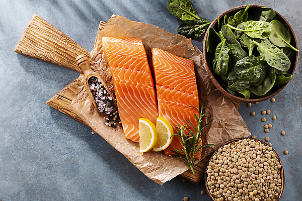 포토 JPG 해외이미지 도마 요리 사람없음 신선 레몬 해산물 연어 시금치 석판 해외포토 채소 과일 주방용품 어류 파일형식 이미지허브