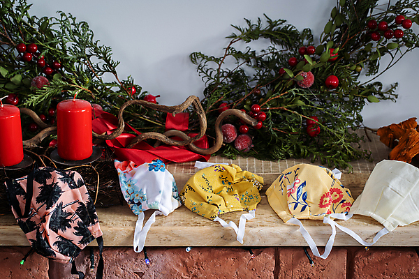 포토 JPG 해외이미지 전통 계절 행복 크리스마스장식 크리스마스 거실 가족 휴가 벽돌 크리스마스카드 실내 사랑 사람없음 장식 컬러풀 크리스마스트리 평화 기쁨 축하 널 질병 12월 벽난로 전염 수공예 내추럴 묘목 법정 신앙심 핸드메이드 가문비나무 해외포토 나무 기념일 감정 컬러 컨셉 의학 관계 카드_감사 내부 날짜 공예 감염 파일형식 이미지허브