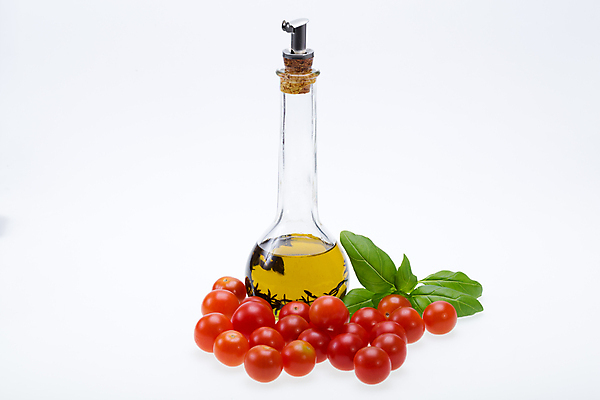 포토 JPG 해외이미지 전통 음식 백그라운드 잎 농업 다이어트 토마토 채소 재료 건강 요리 사람없음 빨간색 초록색 노란색 이탈리아 샐러드 나뭇가지 신선 체리 맛 기름 다발 지중해 허브 그리스 유기농 올리브 날것 향기 향료 향 바질 그리스인 내추럴 고립 백리향 식욕 오메가 채식주의자 맛있는 해외포토 서양인 나무 식물 웰빙 열매 유럽 산업 바다 컬러 컨셉 과일 채식 냄새 파일형식 이미지허브