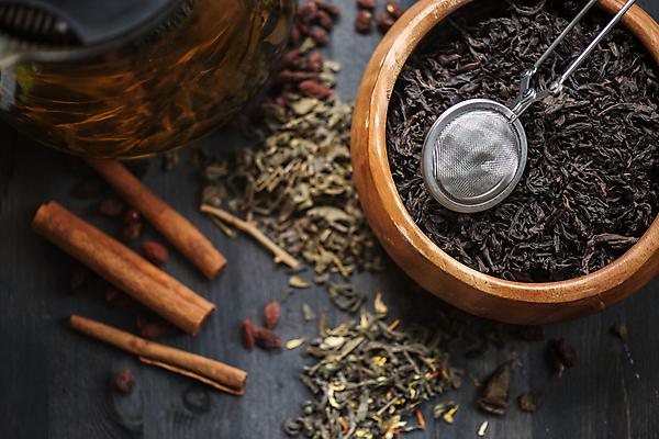 포토 JPG 해외이미지 그릇 티타임 사람없음 하이앵글 찻잎 시나몬스틱 차거름망 해외포토 식기 뷰포인트 휴식 차_음료 시나몬 파일형식 이미지허브