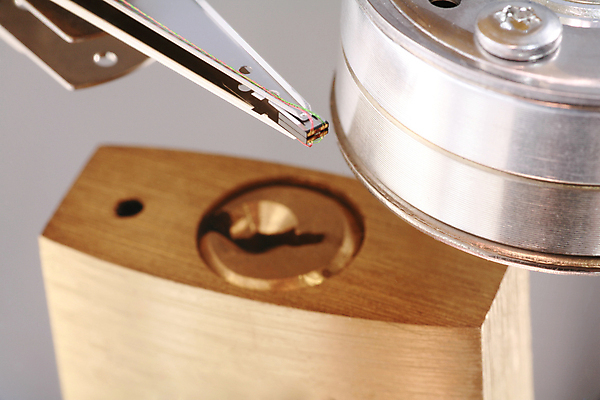 포토 JPG 해외이미지 인터넷 비즈니스 통신 자물쇠 기술 경비 안전 사람없음 컴퓨터 디지털 자료 웹 손상 운전 흐름 네트워크 행운 바이러스 암호 보호 위험 비밀 순환 잠금 하이테크 전자 시스템 수납 정비공 온라인 해커 사생활 용량 이진법 회복 해외포토 컨셉 모션 전자제품 수학 범죄 기술자 보안 파일형식 이미지허브