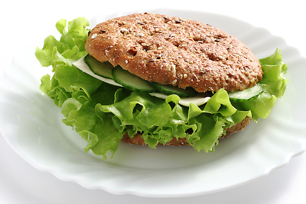 포토 JPG 해외이미지 접시 음식 빵 채소 오이 치즈 샌드위치 건강 사람없음 초록색 소풍 갈색 식사 흰색 아침식사 상추 시리얼 먹기 속도 점심식사 해외포토 식기 컬러 모션 유제품 야외활동 파일형식이미지허브 