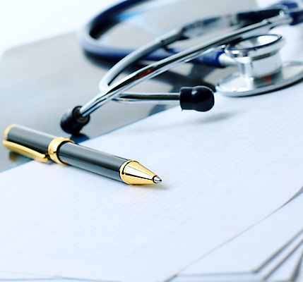 포토 JPG 해외이미지 종이 청진기 의료기기 실내 사람없음 아웃포커스 볼펜 의료용품 오브젝트 문서 해외포토 의학 촬영기법 내부 펜 파일형식 이미지허브