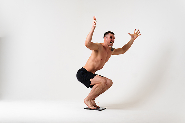 포토 JPG 해외이미지 모양 백인 라이프스타일 남자 스포츠 백그라운드 컨셉 신체 다이어트 건강 저울 한명 서기 사람 성인 운동 숫자 흰색 기구 몸무게 먹기 비만 날씬함 허리 연습 측정 체육관 눈금 덩어리 계량 고립 돌봄 적자 제어 해외포토 서양인 문자 1 컬러 모션 생활 신체부위 몸매 파일형식 이미지허브