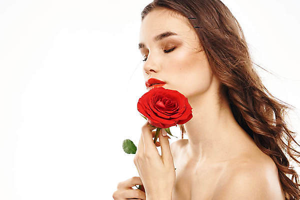 포토 JPG 해외이미지 백인 여자 포즈 한명 들기 상반신 성인 옆모습 화장 뷰티 장미 눈감음 성인여자한명만 해외포토 서양인 1 꽃 뷰포인트 모션 사람 여자한명만 성인여자만 파일형식 이미지허브