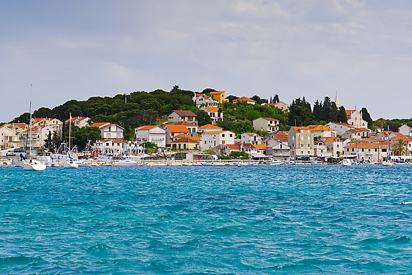 포토 JPG 해외이미지 주간 하늘 주택 해변 사람없음 야외 마을 해안도시 해외포토 자연요소 바다 건물 도시 파일형식 이미지허브