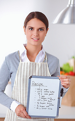 포토 JPG 해외이미지 1 라이프스타일 응시 잡화 여자 행복 종이 음식 백그라운드 채소 가방 과일 건강 한명 미소 사람 앉기 성인 초록색 뷰티 갈색 우주 상점 기쁨 흰색 잡기 시장 먹기 고객 폴더 자루 레시피 소매 적재 슈퍼마켓 고립 해외포토 시선 감정 컬러 모션 표정 생활 파일 파일형식 이미지허브