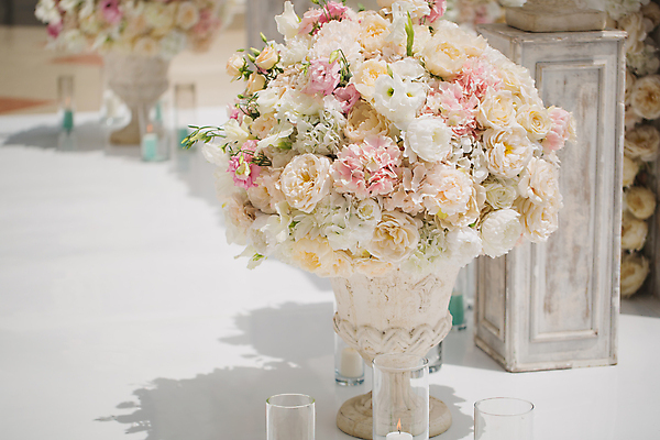 포토 JPG 해외이미지 꽃 꽃다발 결혼 결혼식 이벤트 사람없음 야외 장식 장미 파티 축하 해외포토 식물 컨셉 파일형식 이미지허브