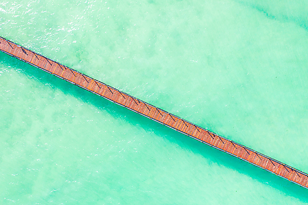 포토 JPG 해외이미지 주간 바다 사람없음 야외 하이앵글 나무다리 해외포토 자연요소 뷰포인트 다리_건축물 파일형식 이미지허브