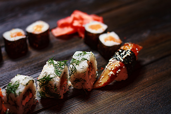 포토 JPG 해외이미지 사람없음 아웃포커스 롤스시 장어초밥 일본음식 해외포토 음식 촬영기법 초밥 파일형식 이미지허브