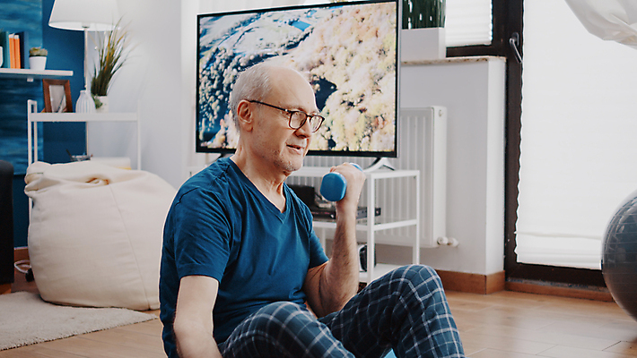 포토 JPG 해외이미지 라이프스타일 노년 남자 요가 휴식 건강 한명 들기 앉기 상반신 옆모습 운동복 운동 아령 매트 노인남자한명만 해외포토 1 웰빙 옷 뷰포인트 컨셉 모션 사람 성인 생활 남자한명만 노인남자만 파일형식 이미지허브