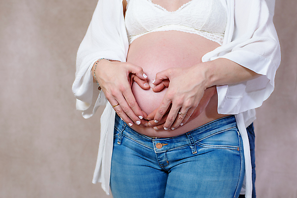 포토 JPG 해외이미지 손 웰빙 여자 어린이 스포츠 포즈 백그라운드 크리스마스 신체 요가 가족 포옹 엄마 건강 사랑 사람 사람없음 놀람 임산부 임신 방 터치 흰색 아기 명상 활 패키지 태아 돌봄 해외포토 기념일 감정 컬러 관계 안기 모션 표정 신체부위 파일형식 이미지허브