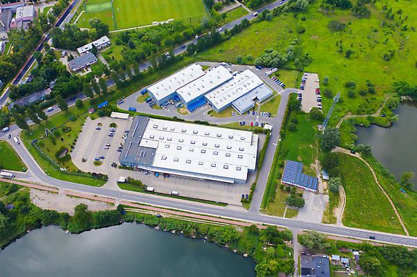 포토 JPG 해외이미지 공원 산업 도로 비즈니스 교통시설 자동차 안테나 사람없음 건물 트럭 화물 도시 센터 상품 정상 주식 컨테이너 창고 무역 상업 머리위 지역 트랙터 수납 짐차 무거움 트레일러 물류 슈퍼마켓 드론 분배 수입 터미널 해외포토 건축물 공공시설 길 육상교통 교통 통신 금융 상점 운송업 무게 농기계 시설 특수차량 파일형식 이미지허브