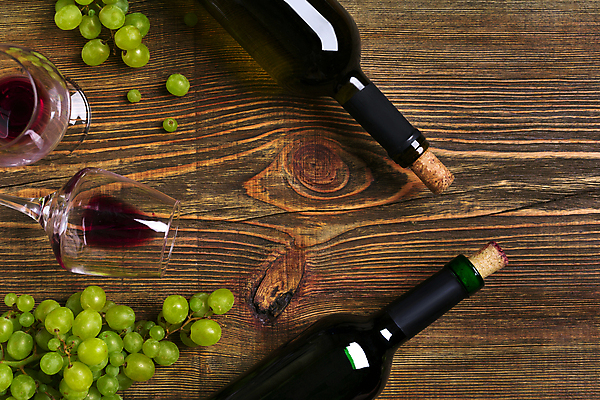 포토 JPG 해외이미지 백그라운드 와인잔 포도 사람없음 목재 와인 축하 와인병 카피스페이스 해외포토 나무 컨셉 술잔 과일 재료 병_용기 주류 공백 파일형식 이미지허브