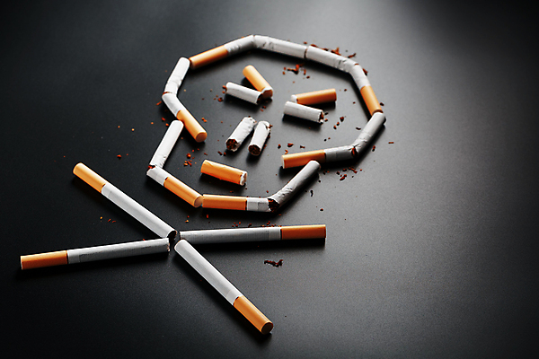 포토 JPG 해외이미지 스튜디오촬영 해골 사람없음 X 금연 담배꽁초 금연데이 해외포토 알파벳 기념일 캠페인 뼈 담배 실내 사회이슈 파일형식 이미지허브