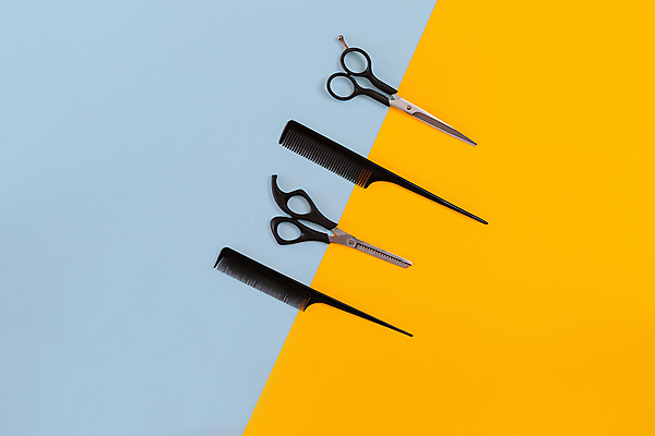 포토 JPG 해외이미지 사람없음 세트 머리빗 미용용품 오브젝트 파란배경 노란배경 미용가위 해외포토 백그라운드 가위_도구 파란색 노란색 파일형식 이미지허브