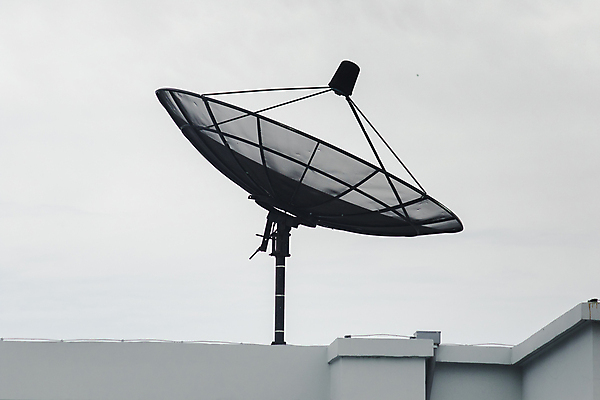 포토 JPG 해외이미지 접시 지구 파도 과학 이동 인터넷 비즈니스 통신 하늘 성공 세포 기술 사람없음 파란색 글로벌 우주 디지털 텔레비전 인공위성 정보 네트워크 메시지 고급 연결 사이버 무선전화기 검색 라디오 신호 전자 방송 시스템 천문학 해결 세대 소통 혁명 레이더 소프트웨어 지능 채널 프로그램 해외포토 식기 교육 바다 컬러 컨셉 전자제품 전화기 파일형식 이미지허브