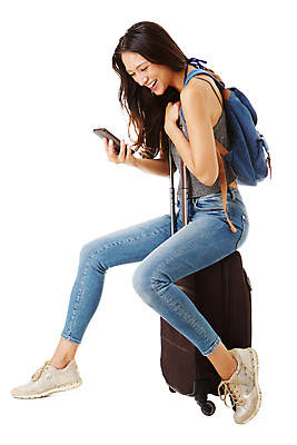 포토 JPG 해외이미지 모델 1 라이프스타일 손 응시 여자 행복 얼굴 벽 여행 백그라운드 신체 가방 배낭 텍스트 모바일 한명 사람 앉기 동양인 성인 옆모습 스마트폰 우주 여행가방 짐 흰색 청바지 표현 잡기 전화기 가득함 스마트 길이 노려봄 고립 해외포토 시선 잡화 감정 뷰포인트 컬러 컨셉 바지 모션 표정 인종 생활 신체부위 핸드폰 스마트기기 파일형식 이미지허브