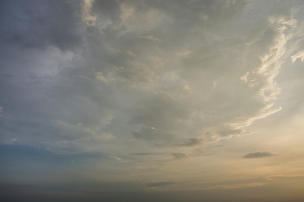 포토 JPG 해외이미지 백그라운드 자연 하늘 날씨 사람없음 파란색 빛 햇빛 뷰티 흰색 천국 솜털 해외포토 컬러 태양 생태계 파일형식 이미지허브