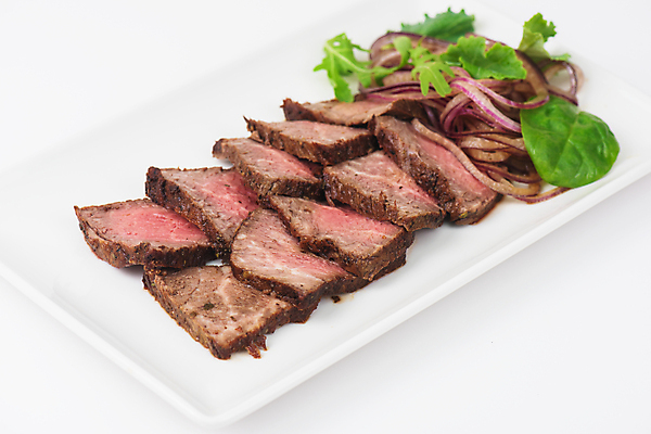 포토 JPG 해외이미지 접시 실내 스테이크 사람없음 흰배경 슬라이스 해외포토 식기 백그라운드 서양음식 내부 흰색 파일형식 이미지허브