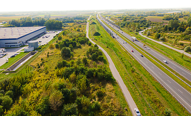 포토 JPG 해외이미지 도로 공장 자동차 사람없음 건물 화물 컨테이너 창고 트레일러 물류 항공촬영 조감도 해외포토 건축물 산업 길 육상교통 뷰포인트 공업 교통시설 운송업 파일형식 이미지허브