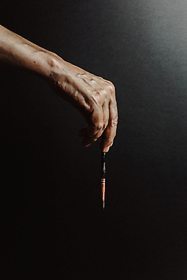 포토 JPG 해외이미지 여자 손가락 교실 학교 상상 휴식 창조 미술 사람 취미 가로 세명 컬러풀 페인트 공연 붓 얼룩 그리기 닫기 기름 혼합 강의 만족 그림 만들기 예술가 슛 캔버스 페인트붓 화가 팔 블러 아크릴 공급 해외포토 직업 손 교육 감정 음식 컬러 컨셉 모션 재질 문화예술 이벤트 신체부위 파일형식 이미지허브